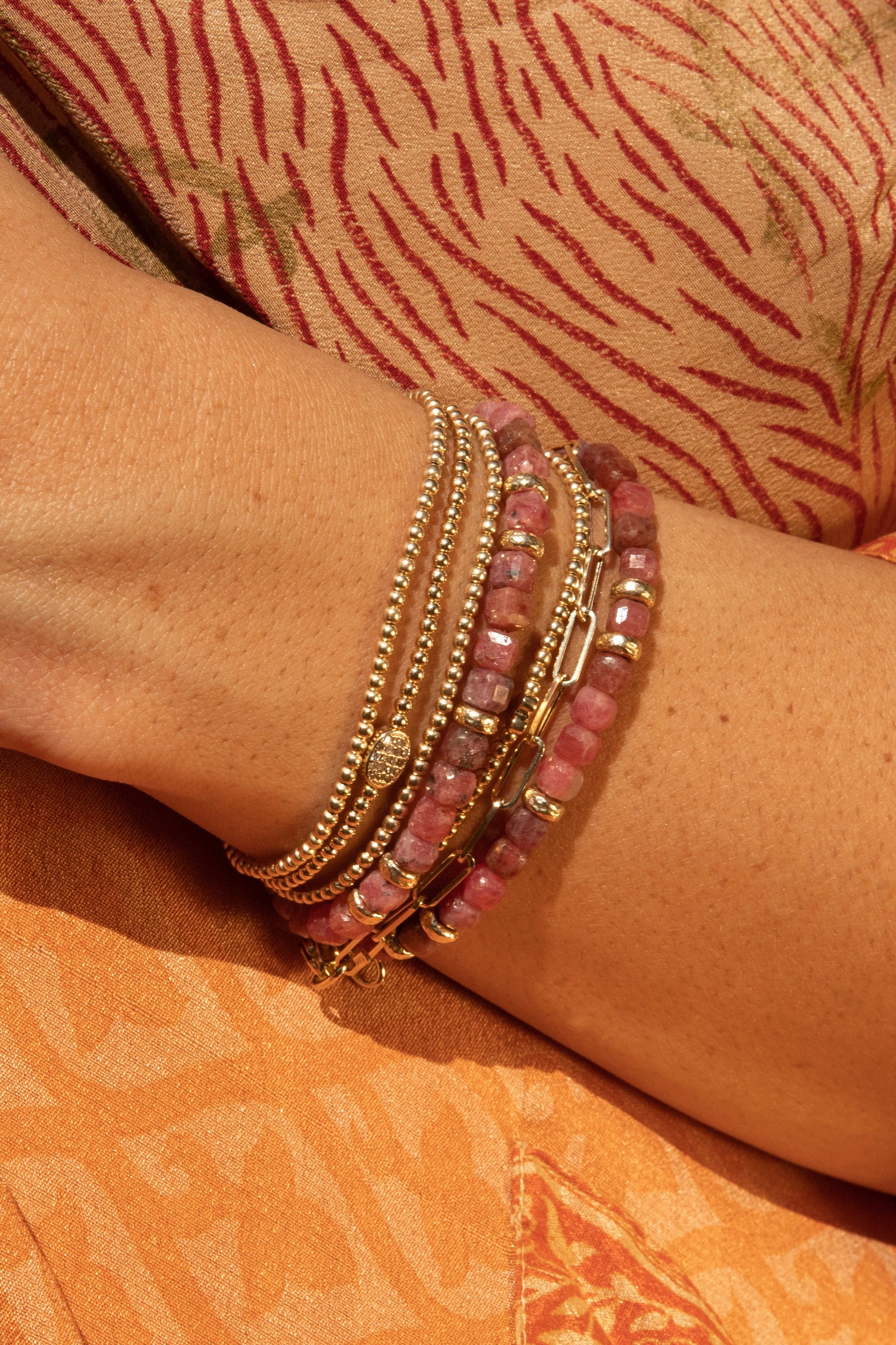 Thulite and Rondelle Pattern Bracelet