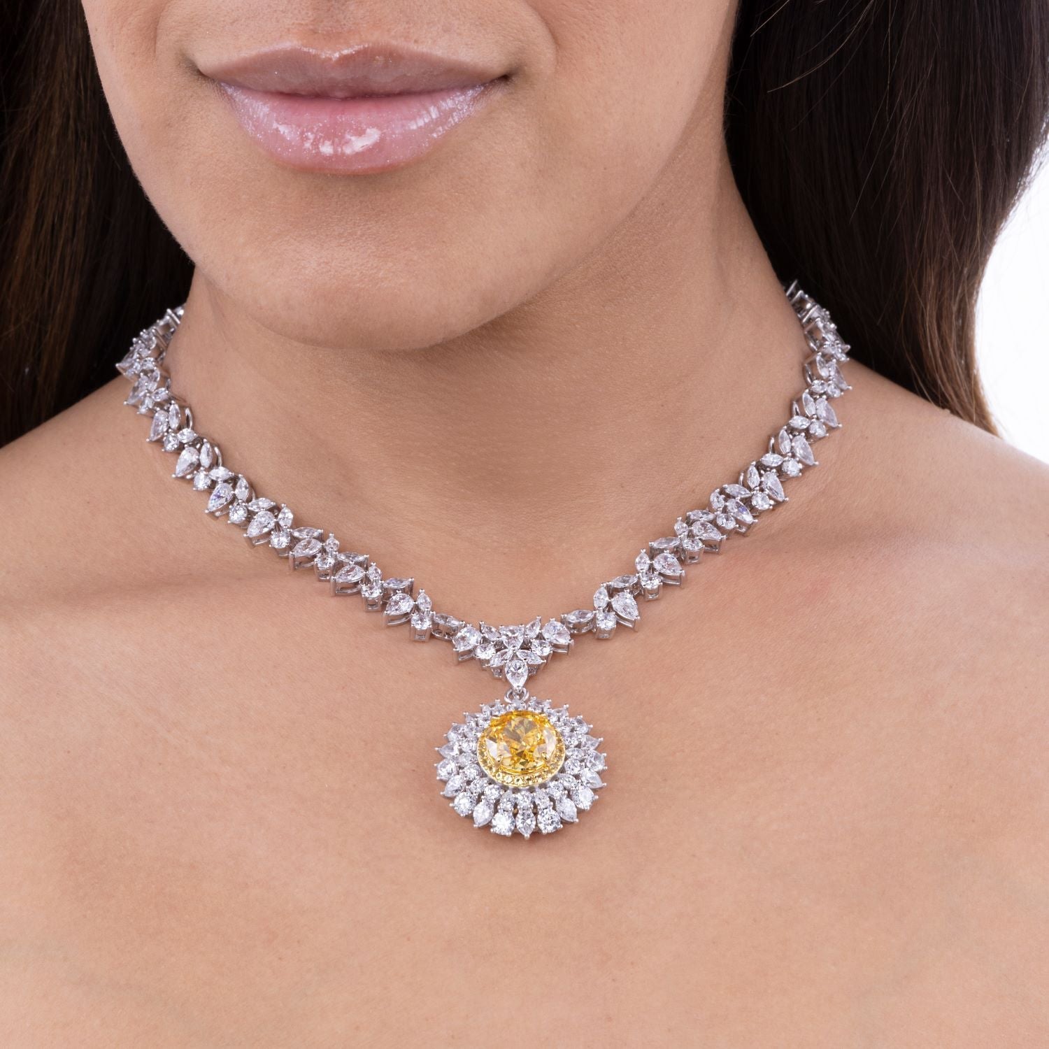 Royal Carina Statement Necklace